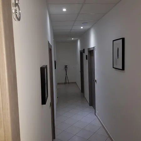 Holiday B&B Oda ve Kahvaltı Vico Del Gargano