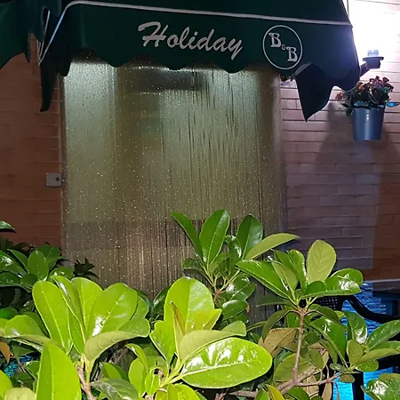 Holiday B&B Oda ve Kahvaltı