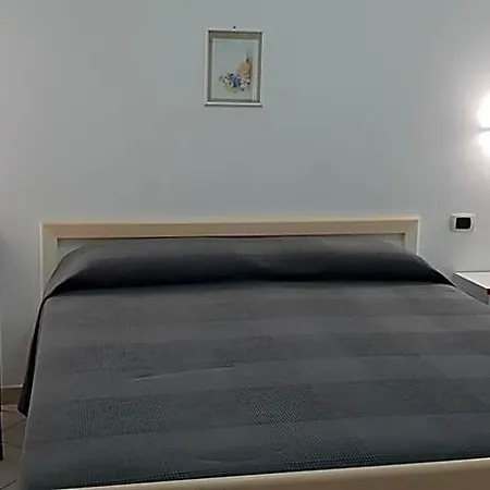 Holiday B&B فندق مبيت وإفطار