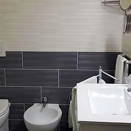 فندق مبيت وإفطار Holiday B&B