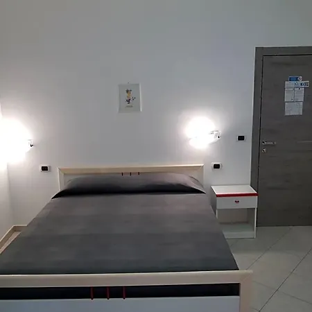 Holiday B&B 3* 维科德尔加尔加诺