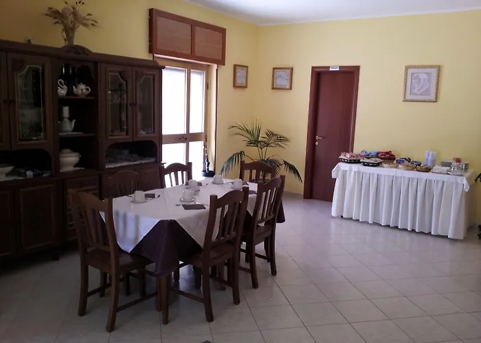 Holiday B&B Vico Del Gargano