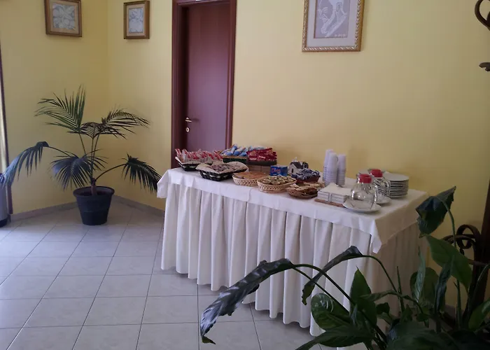 Holiday B&B Bed & Breakfast 3*